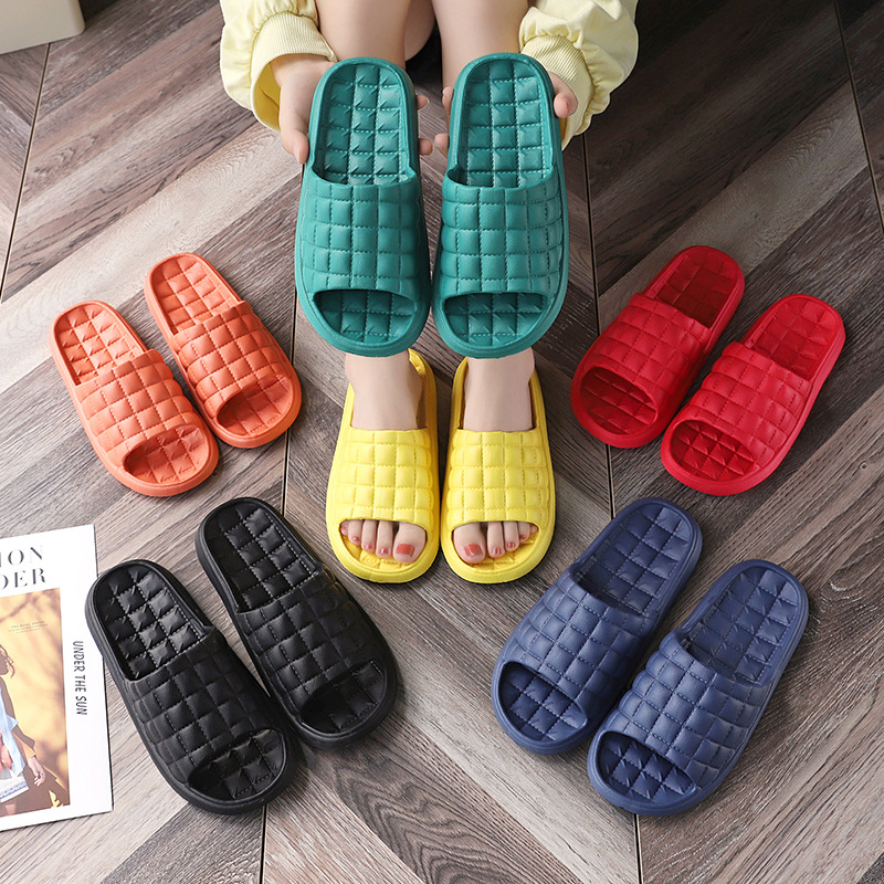 Mule Slip On - Ciabatte da bagno estive 2026 per